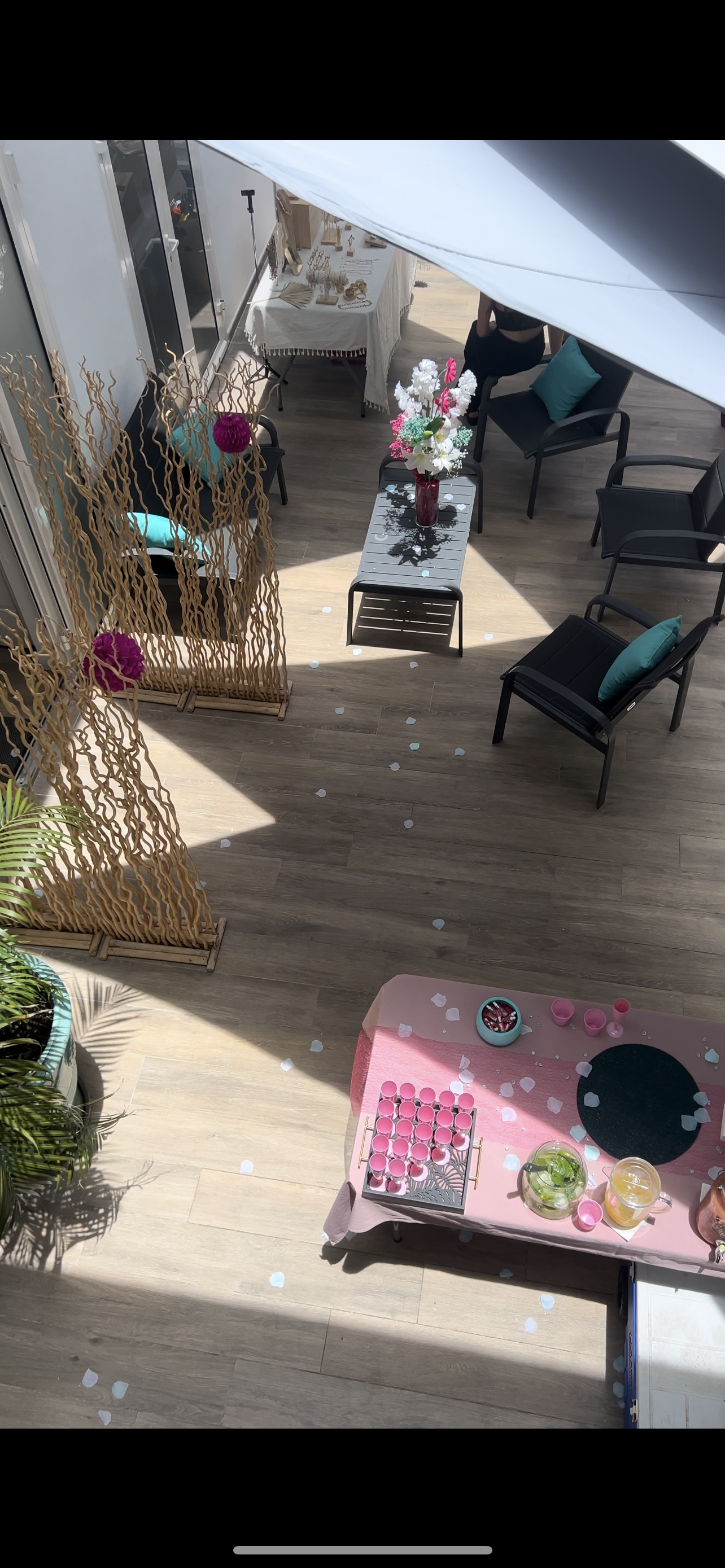 Bar à parfums . EVJF.